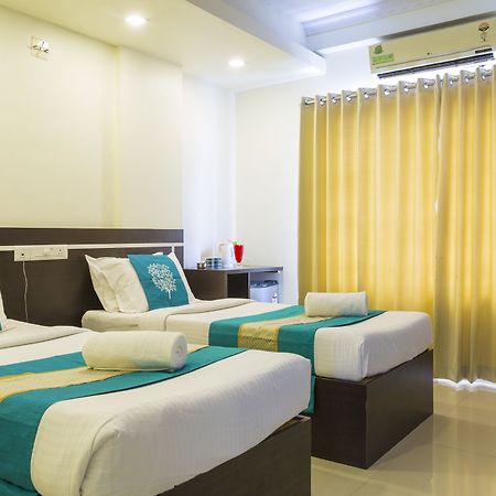 Hotel Sm Regency Kochi Kültér fotó