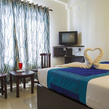 Hotel Sm Regency Kochi Kültér fotó